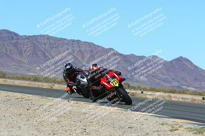 media/Mar-12-2022-SoCal Trackdays (Sat) [[152081554b]]/Turn 14 Inside (155pm)/